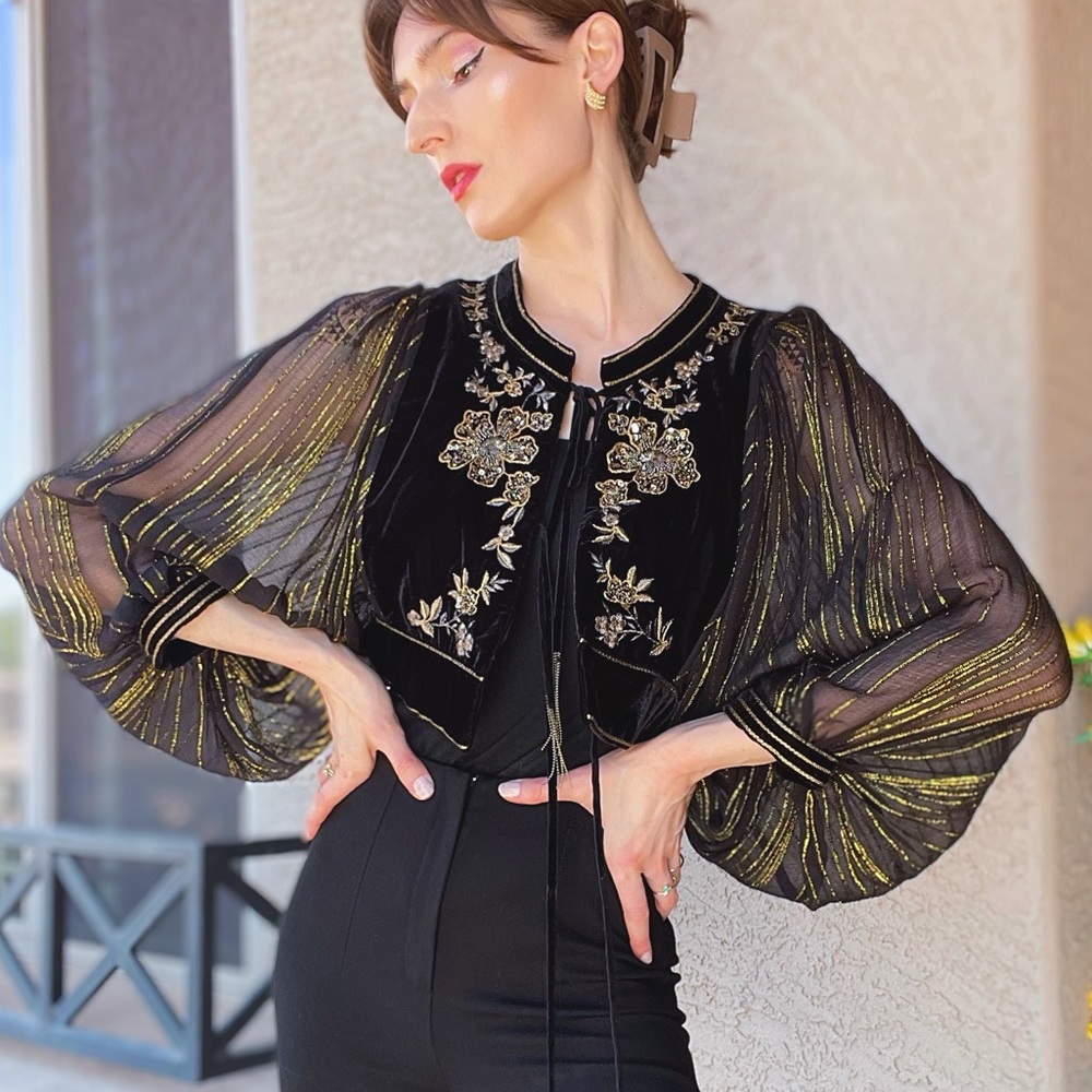 ZARA NWOT Black Velvet & Metallic Gold Floral Embroidered Beaded Cropped Jacket